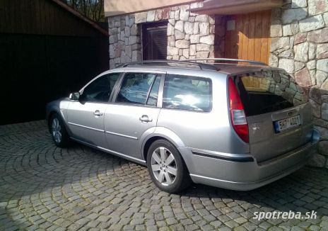 FORD Mondeo kombi 1.8 Ambiente - 92.00kW [2005]