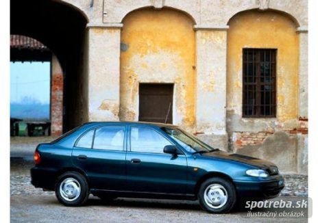 HYUNDAI Accent  1.5 GLS - 65.00kW