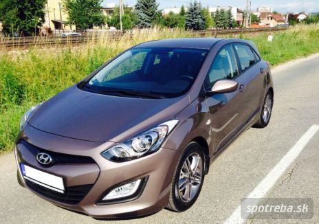 HYUNDAI  i30 1.4i MPI DOHC CVVT Comfort