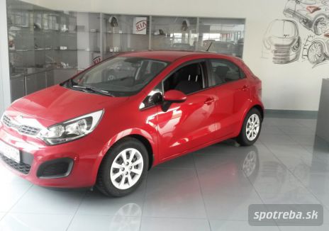 KIA  Rio 1.2 D-CVVT LX