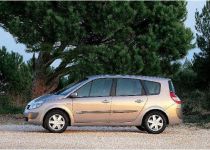 RENAULT Scénic Grand 1.6 Authentique Pack - 85kW [2004]