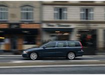 VOLVO  V70 2.4D Summum A/T