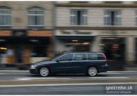 VOLVO  V70 2.4D Summum A/T